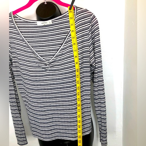 Wild Love Juniors top XL - Picture 7 of 8